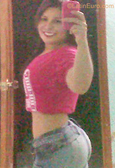 Date this hot Colombia girl Blanca from Bucaramanga CO8677