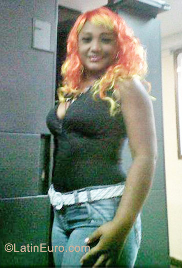 Date this pretty Colombia girl Tania from Santa Marta CO8703