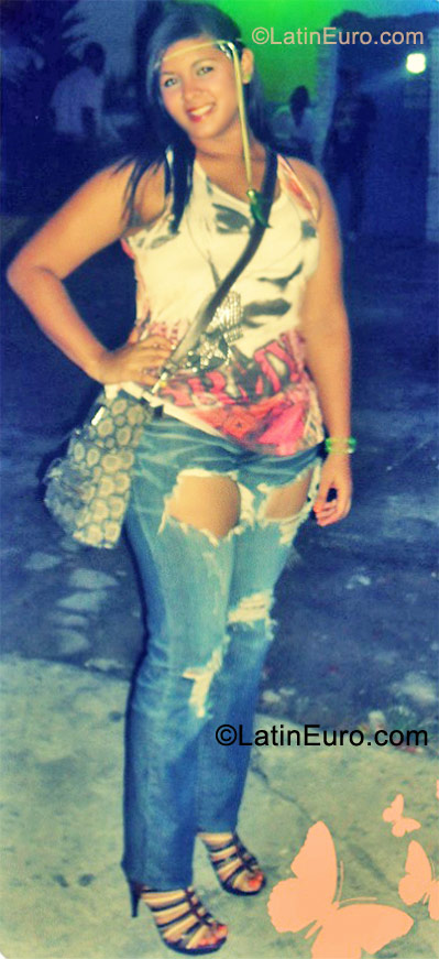 Date this beautiful Colombia girl Muneca from Barranquilla CO8895