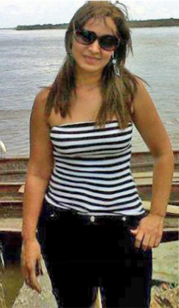 Date this voluptuous Colombia girl Marcelasuarezlo from Popayan CO8733