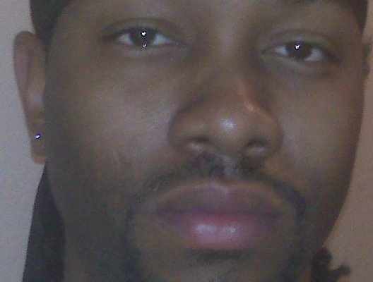 Date this hot United States man Easy from Cincinnati US11877