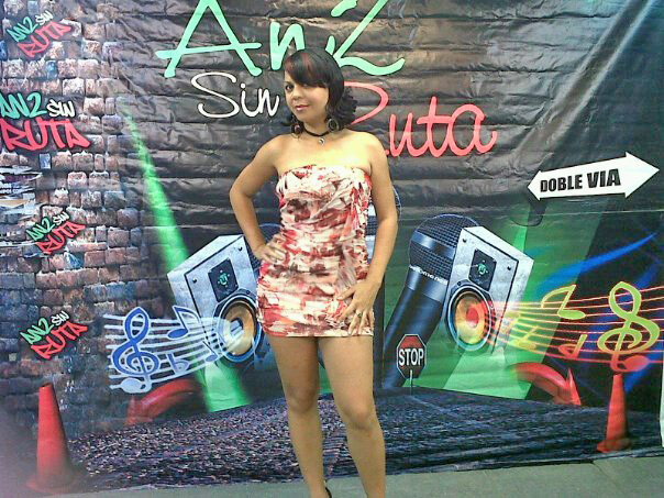 Date this good-looking Dominican Republic girl Yahaira from Santo Domingo DO9966
