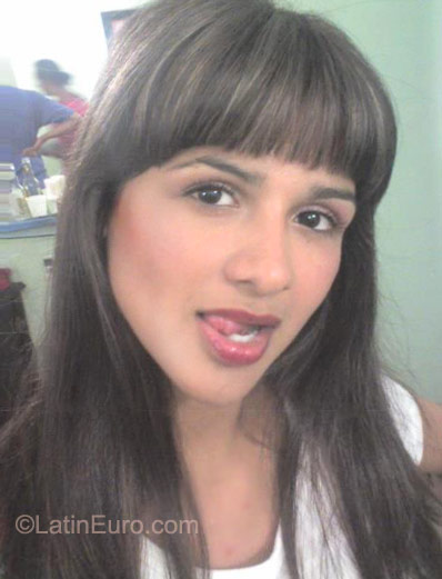 Date this young Colombia girl Ingrid from La Dorada CO8780