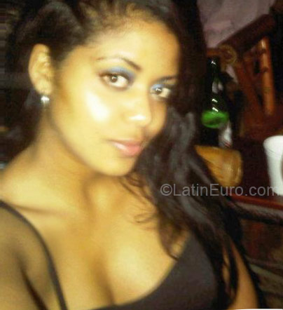 Date this lovely Dominican Republic girl Loly from Santo Domingo DO11511