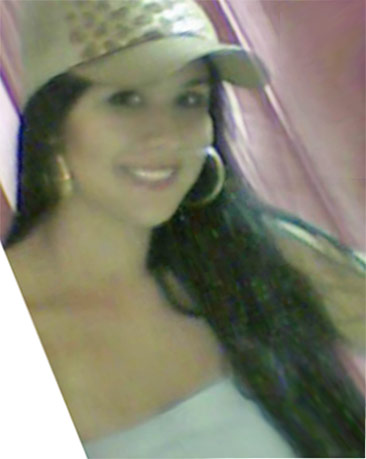 Date this nice looking Colombia girl Viviana180 from Bogota CO8821