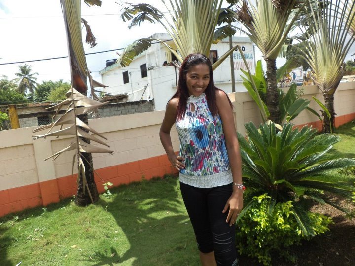 Date this delightful Dominican Republic girl Cristina from Santo Domingo DO10007