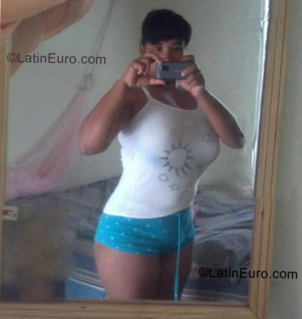 Date this passionate Dominican Republic girl Elisabeth from Nagua DO10010