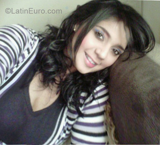 Date this exotic Colombia girl Nathalia from Medellin CO11214