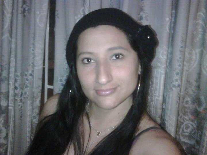 Date this pretty Colombia girl Leidy from Bogota CO8902