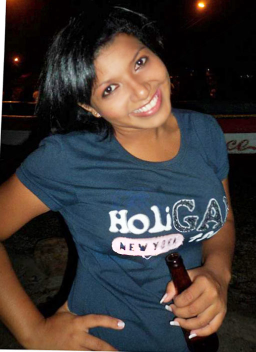 Date this fun Colombia girl Skarle from Cartagena CO8922