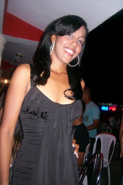 Date this pretty Dominican Republic girl Maria from Sanchez,samana DO10077