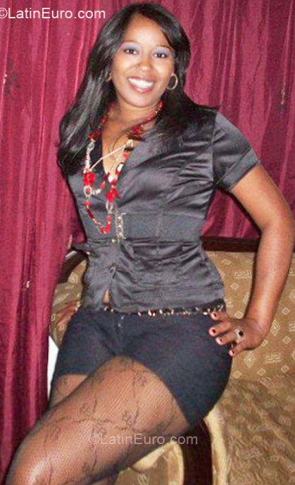 Date this beautiful Dominican Republic girl Jenny from Santiago DO10080