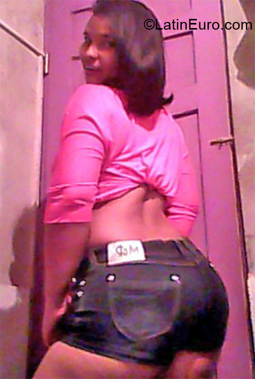 Date this fun Colombia girl Bleidis from Barranquilla CO8939