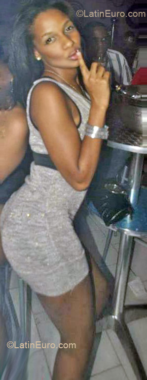 Date this happy Dominican Republic girl Pricila from Santo Domingo DO12210