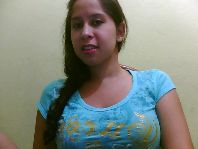 Date this charming Colombia girl Perra from Cali CO9012