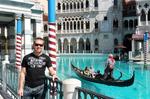 fun United States man Mike from Austin US12050