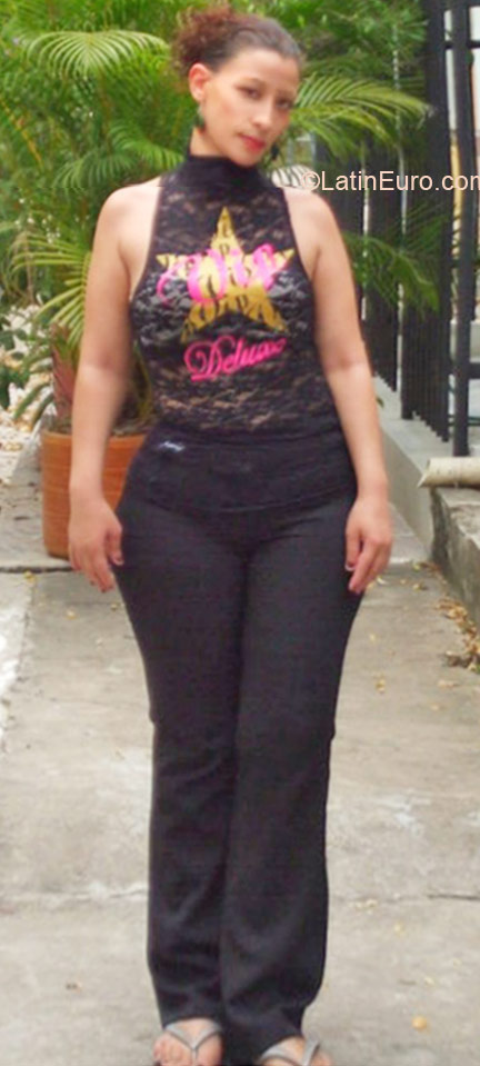 Date this beautiful Colombia girl Betty from Neiva CO9048