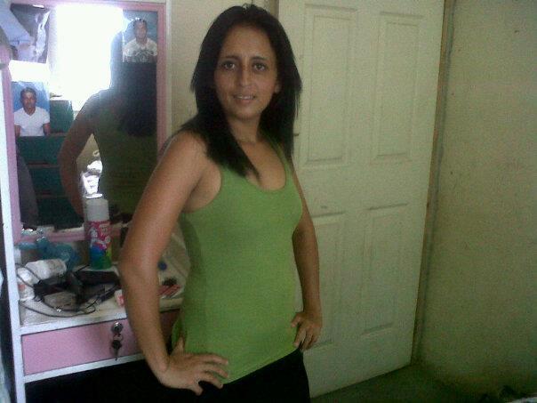 Date this pretty Honduras girl Adalicia from tela Atlantida HN536