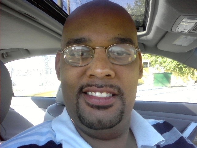 Date this foxy United States man David from Chicago US12095