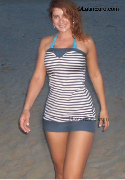 Date this georgeous Brazil girl Lucianagata from Sao Paulo BR6284