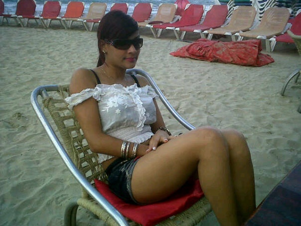Date this good-looking Dominican Republic girl Estef from Santiago DO10207