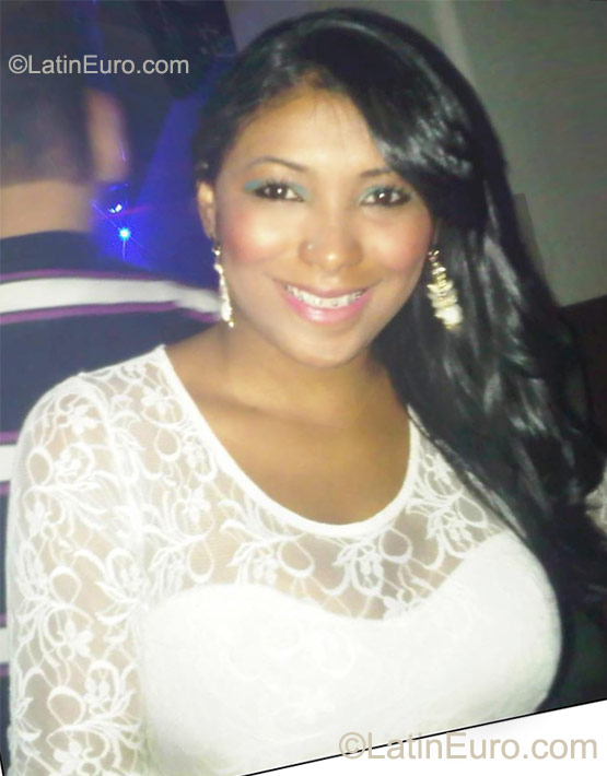 Date this lovely Brazil girl Thatiane from Rio de Janeiro BR6289