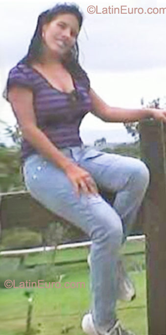 Date this passionate Brazil girl Izabel from Recife BR6300