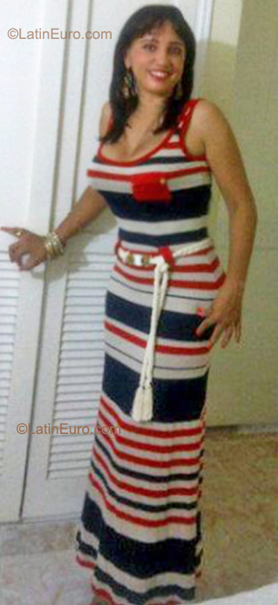 Date this exotic Colombia girl Luna from Santa Marta CO9194