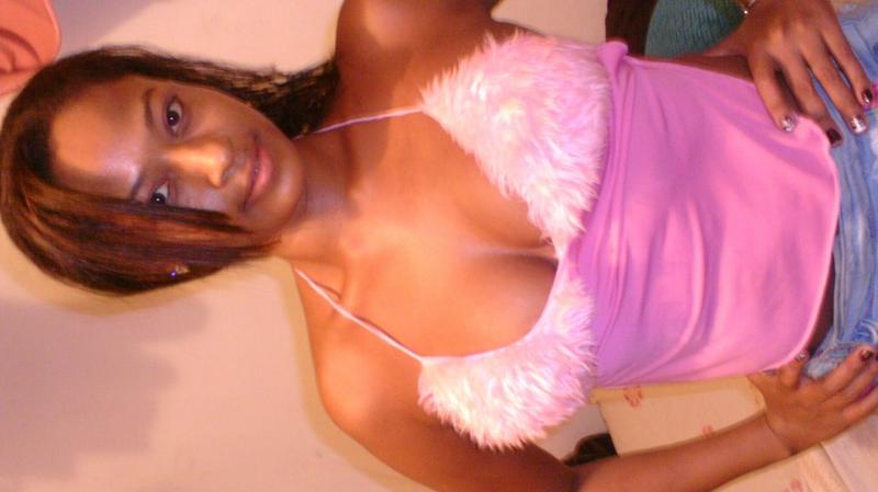 Date this nice looking Colombia girl Suleidy from Cali CO9309