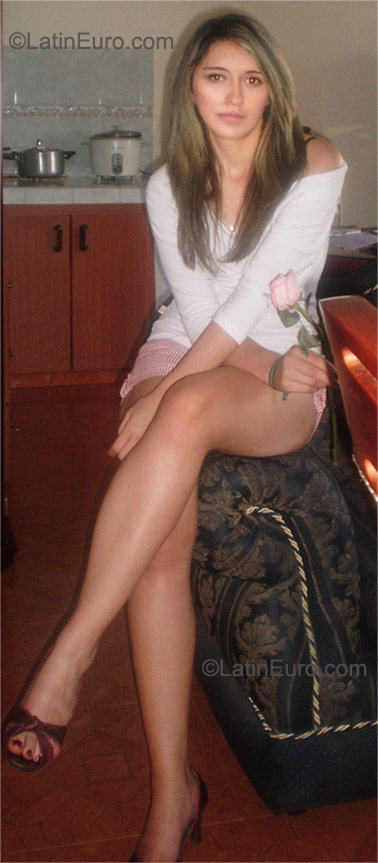 Date this hot Colombia girl Milena from Manizales CO9356