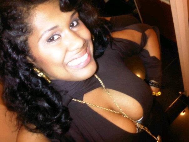 Date this nice looking Dominican Republic girl Chrisbell from Santiago DO10402