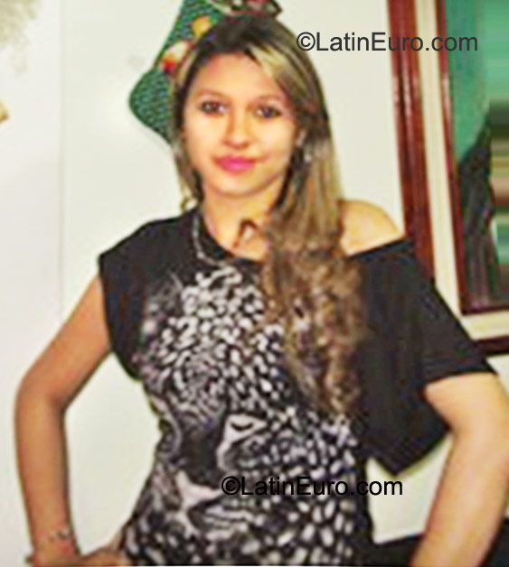 Date this fun Colombia girl Yohana from Medellin CO9414