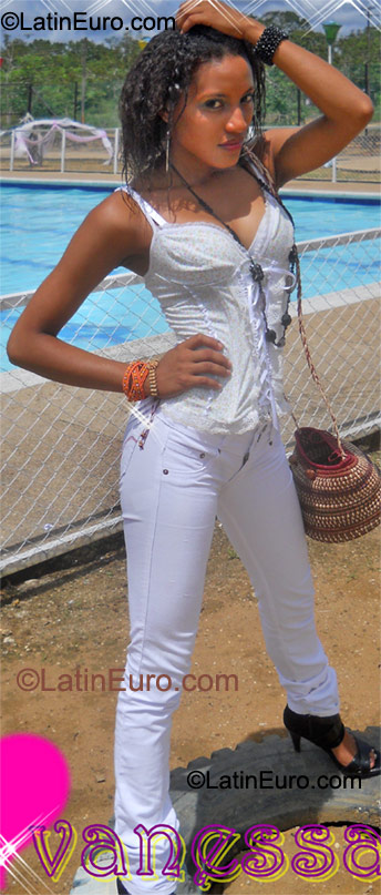 Date this hot Colombia girl  from Inirida CO9459