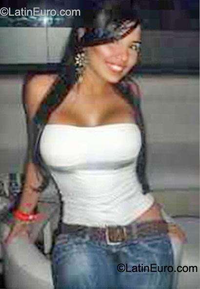 Date this fun Colombia girl Izis from Barranquilla CO9491