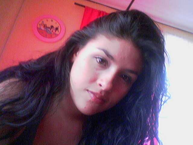 Date this attractive Colombia girl Leidy_8816 from Pereira CO9493
