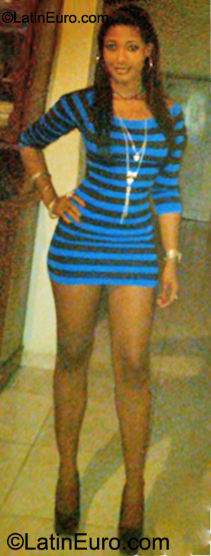 Date this charming Dominican Republic girl Fran from Santo Domingo DO10492