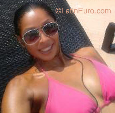 Date this athletic Colombia girl Teresa from Cartagena CO9506