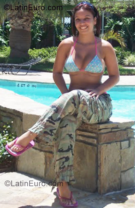 Date this passionate Brazil girl Emilse from Belo Horizonte BR6370