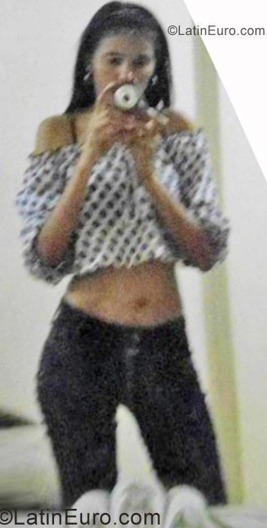 Date this pretty Colombia girl Milena from Colombia CO9527