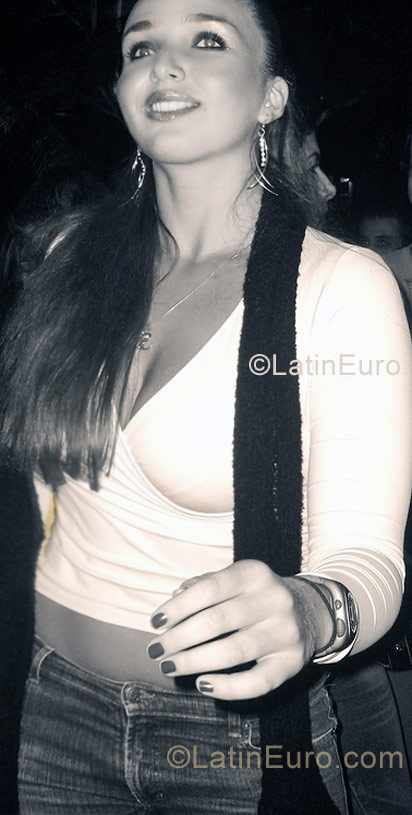 Date this stunning Brazil girl Camila from Sao Paulo BR6419