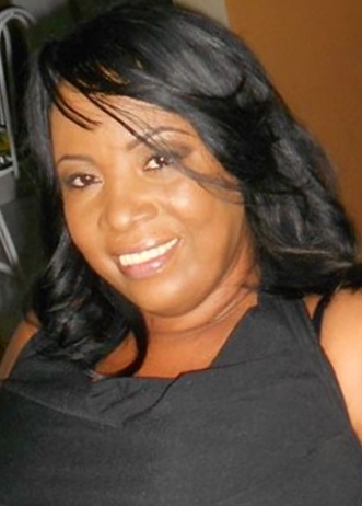 Date this cute Brazil girl Cristina from Salvador BR6440