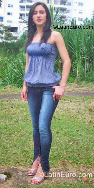 Date this fun Colombia girl Angela viviana from Pereira CO15065