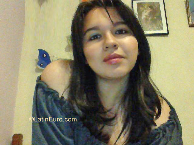Date this delightful Colombia girl Katherine from Bogota CO9589