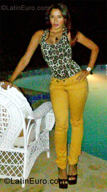 Date this athletic Dominican Republic girl Rocio from Puerto Plata DO10614