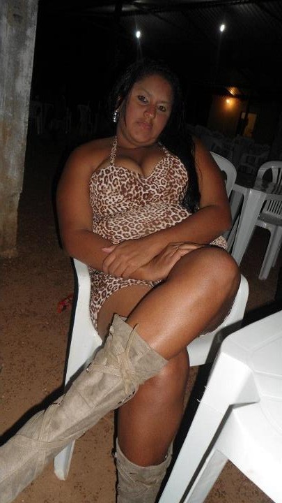 Date this athletic Brazil girl Marcia from Goiania BR6550