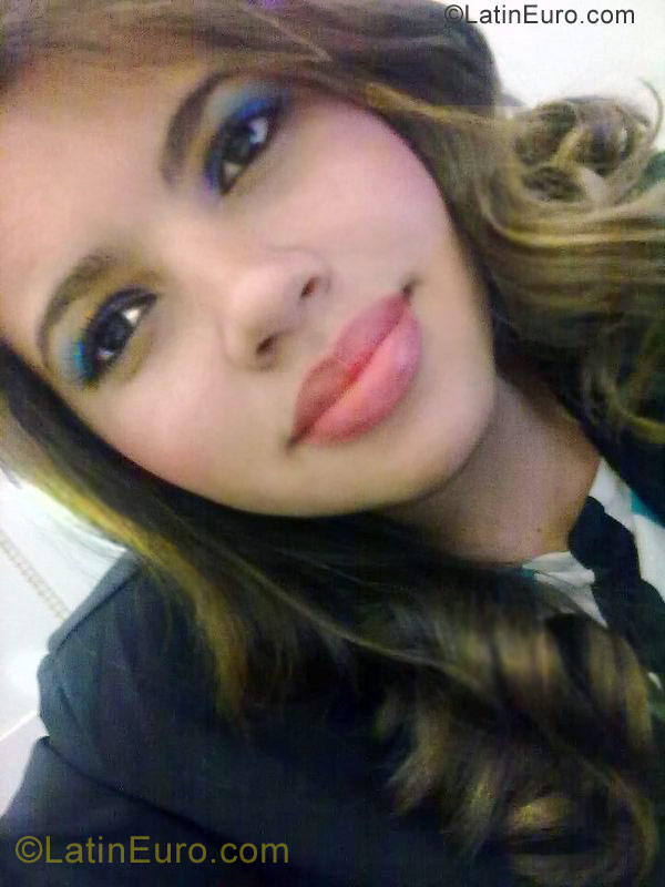 Date this good-looking Brazil girl Lindines from Campinas BR6572