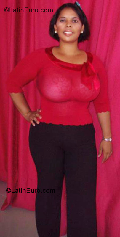 Date this fun Dominican Republic girl Evelyn from Puerto Plata DO10650