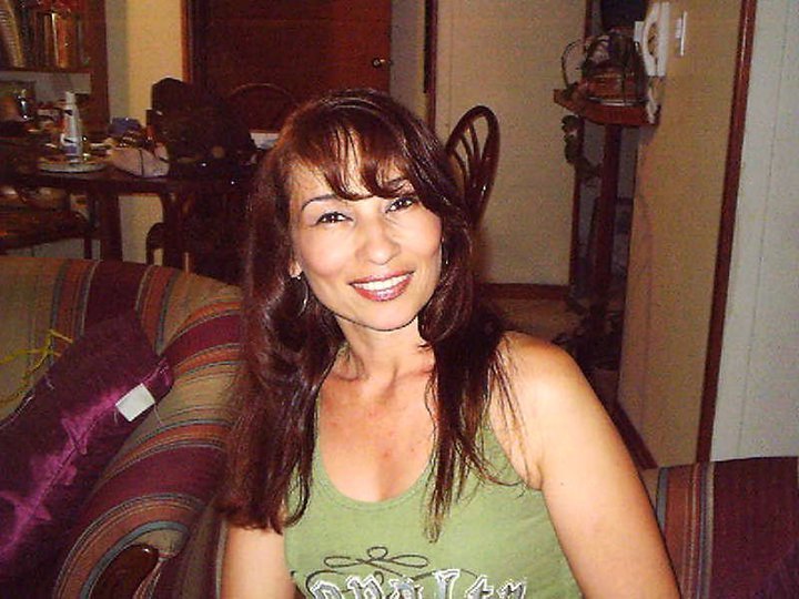 Date this sultry Colombia girl Francia Elizabeth from Cali CO9723