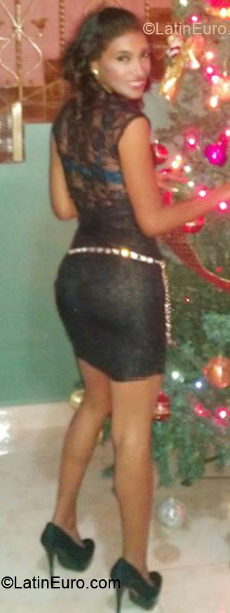 Date this hot Honduras girl Gabriela from San Pedro Sula HN787