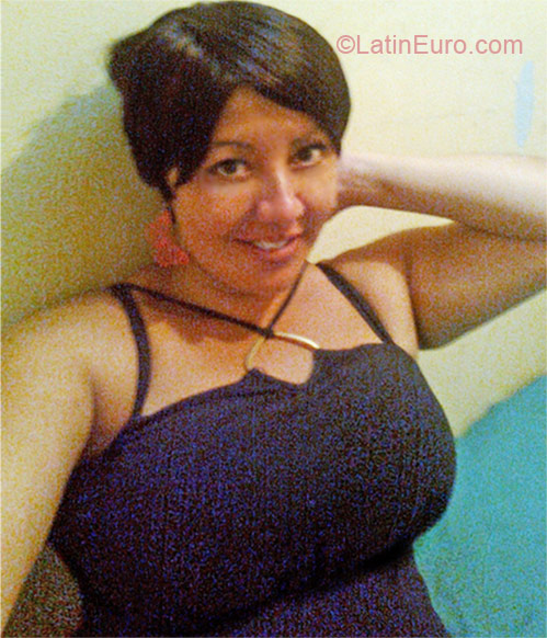 Date this good-looking Costa Rica girl Jesi from Alajuela CR207